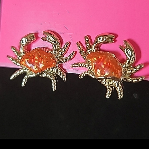 New Vintage! BETSEY JOHNSON Crabby Couture Collection Orange Crab Stud Earrings. - Picture 5 of 6